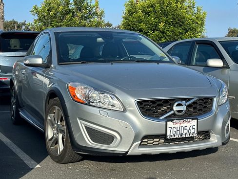 Used 2013 Volvo C30 T5 FWD image 2