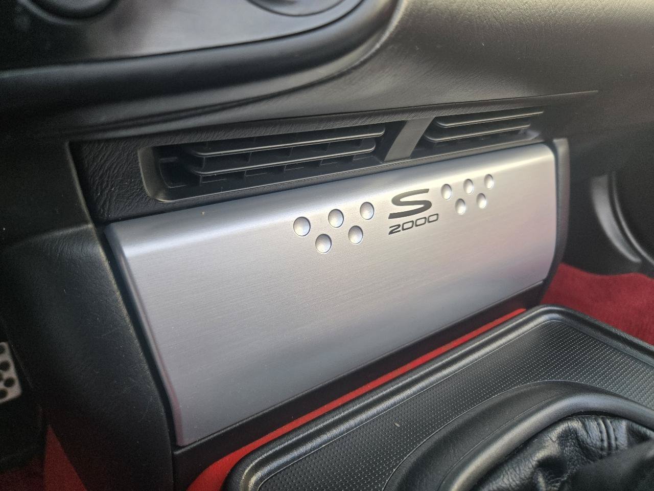 Used 2004 Honda S2000 image 43