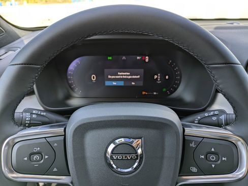 New 2026 Volvo XC40 B5 Ultra w/ Protection Package Premier image 39