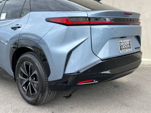 New 2026 Lexus RZ 450e AWD w/ Technology Package image 8