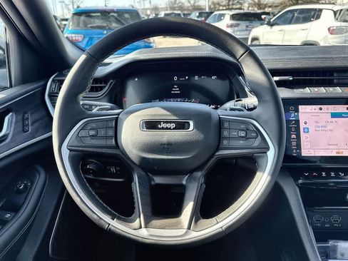 New 2026 Jeep Grand Cherokee Limited RWD image 19