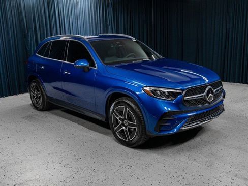 Certified 2026 Mercedes-Benz GLC 300 image 3