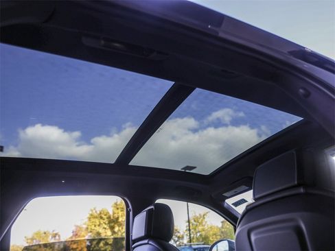 New 2026 Porsche Cayenne S image 36