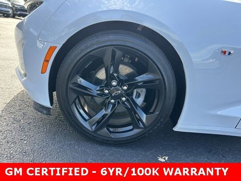 Used 2024 Chevrolet Camaro LT image 9