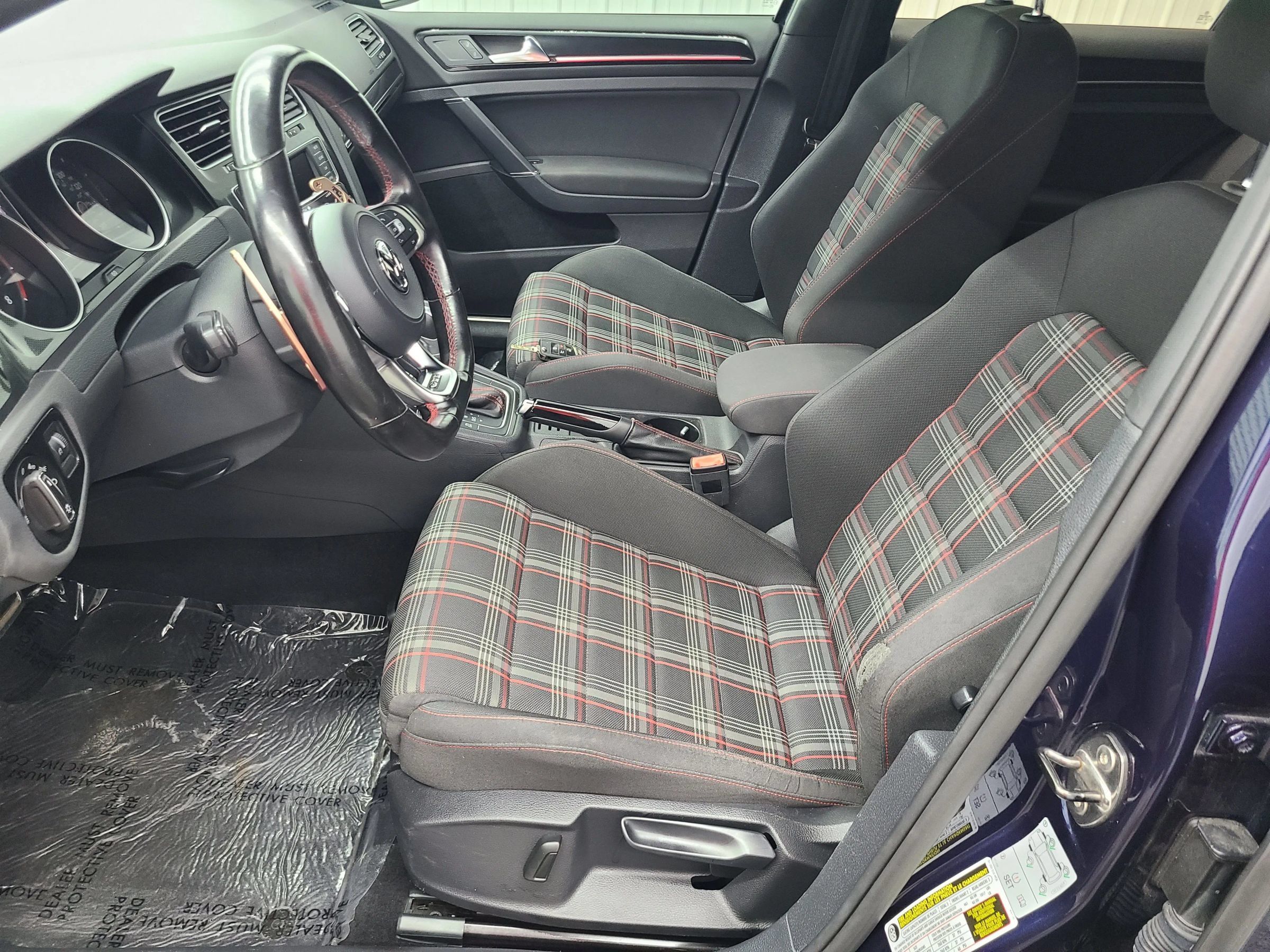 Used 2017 Volkswagen GTI S FWD image 22
