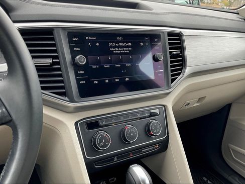 Used 2018 Volkswagen Atlas SE image 6