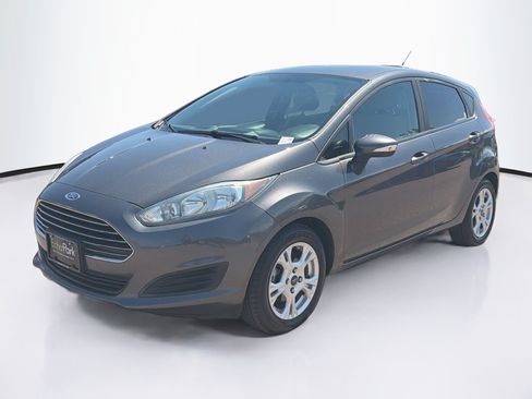 Used 2016 Ford Fiesta SE FWD image 3