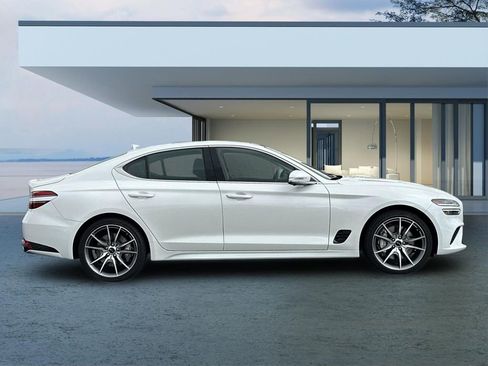 Used 2026 Genesis G70 2.5T Prestige image 3