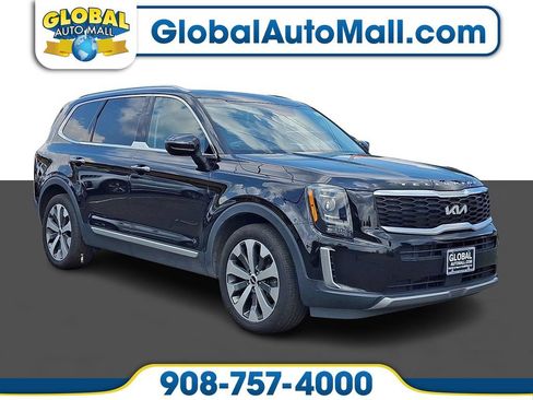 Used 2022 Kia Telluride S AWD/4WD image 1