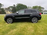 Used 2018 Jeep Grand Cherokee Overland w/ Jeep Active Safety Group image 5