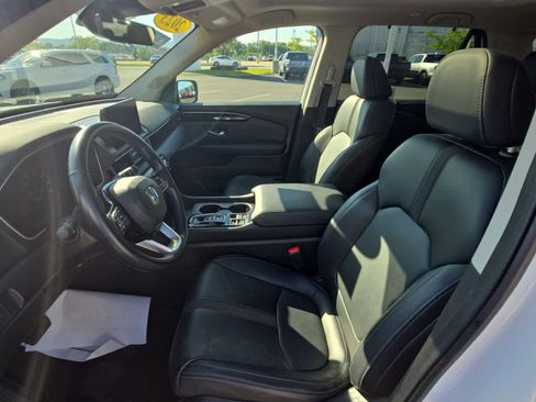 Certified 2023 Honda Pilot Touring image 26