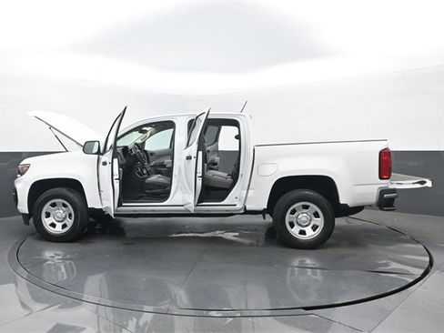 Used 2022 Chevrolet Colorado W/T image 32