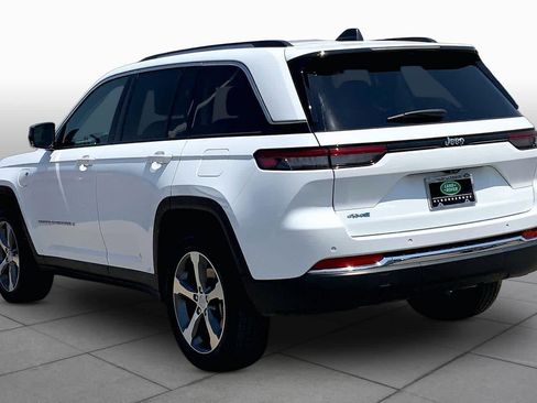 Used 2023 Jeep Grand Cherokee 4WD 4xe w/ Luxury Tech Group II image 11