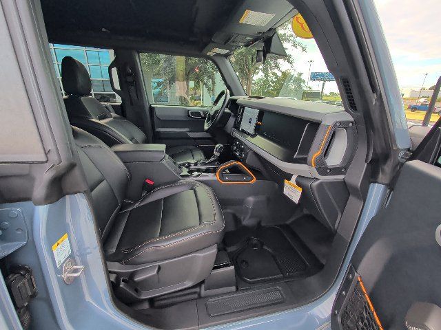 Used 2023 Ford Bronco Badlands AWD/4WD image 15