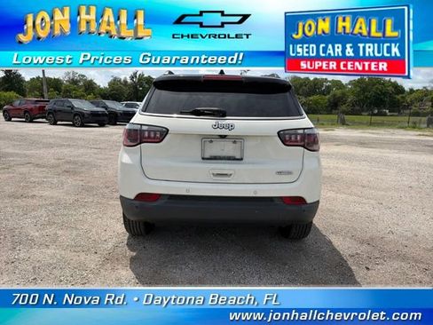 Used 2018 Jeep Compass Latitude w/ Popular Equipment Group image 11