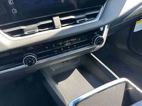 New 2026 Chevrolet Equinox LT image 25