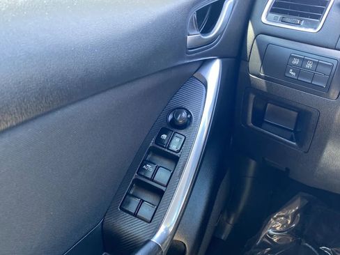 Used 2016 MAZDA CX-5 Touring w/ Bose/Moonroof Package FWD image 18