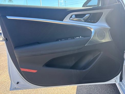 Used 2026 Genesis G70 2.5T Prestige RWD image 10