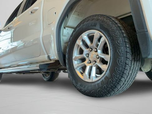Used 2022 GMC Sierra 1500 SLE AWD/4WD image 41