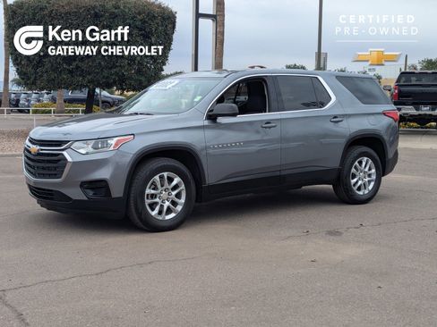 Certified 2018 Chevrolet Traverse LS image 1