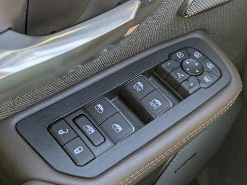 New 2026 RAM 1500 Limited w/ Off Road Group image 20