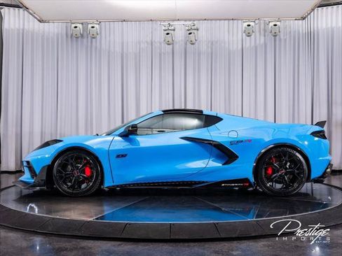 Used 2023 Chevrolet Corvette Stingray Premium Cpe w/ Z51 Performance Package RWD image 10