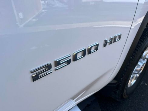 Used 2024 Chevrolet Silverado 2500 LT w/ Z71 Off-Road Package image 20