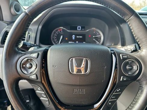 Used 2016 Honda Pilot Elite image 32