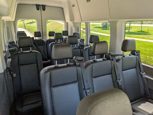 Used 2023 Ford Transit 350 XL RWD image 26