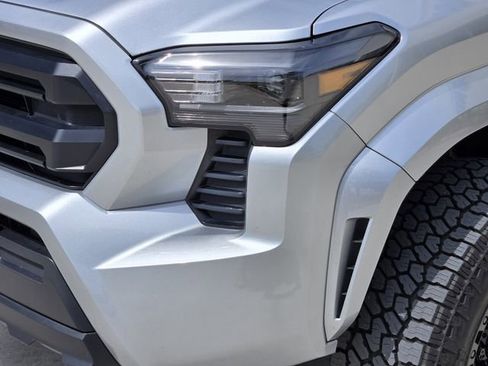 Used 2025 Toyota Tacoma SR RWD image 9
