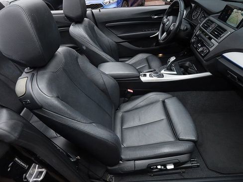 Used 2017 BMW 230i Convertible image 12