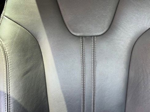 Used 2014 Ford Focus Titanium FWD image 34