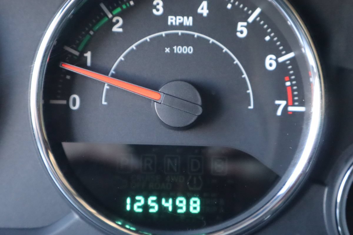 Used 2012 Jeep Wrangler Sahara w/ Connectivity Group AWD/4WD image 40