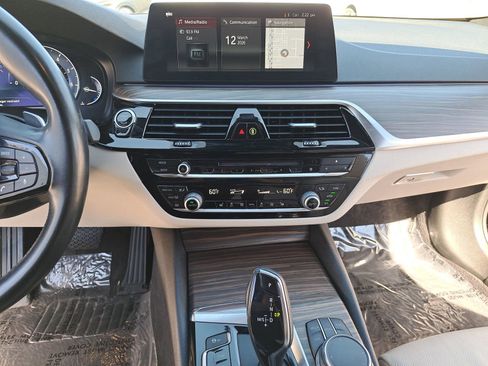 Used 2018 BMW 530i image 21