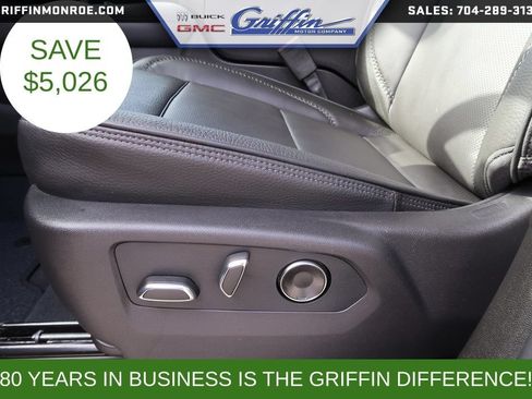 New 2026 GMC Yukon Denali w/ Sun & Power Step Package AWD/4WD image 11