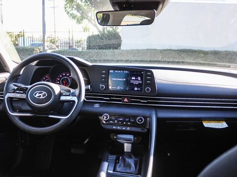 Certified 2023 Hyundai Elantra SEL image 13