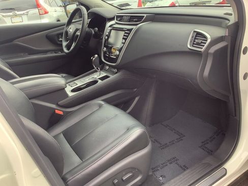 Used 2020 Nissan Murano SL w/ Moonroof Package AWD/4WD image 16