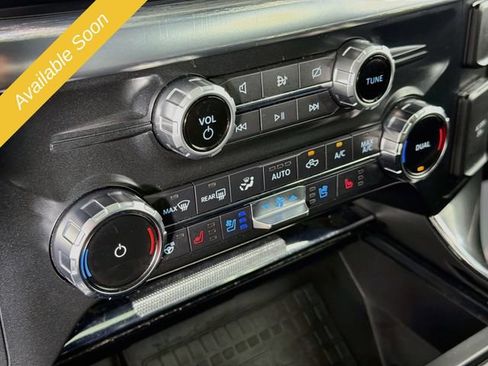 Used 2022 Ford F150 Lariat w/ Equipment Group 502A High AWD/4WD image 16