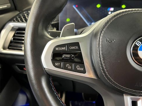 Used 2024 BMW X7 M60i w/ Executive Package image 40