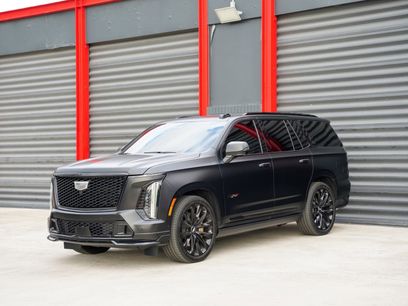 Used 2026 Cadillac Escalade V w/ LPO, ONYX Package