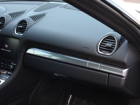 Used 2019 Porsche 718 Cayman S RWD image 42