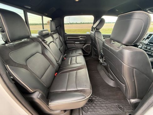 Used 2020 RAM 1500 Laramie w/ Sport Appearance Package AWD/4WD image 16