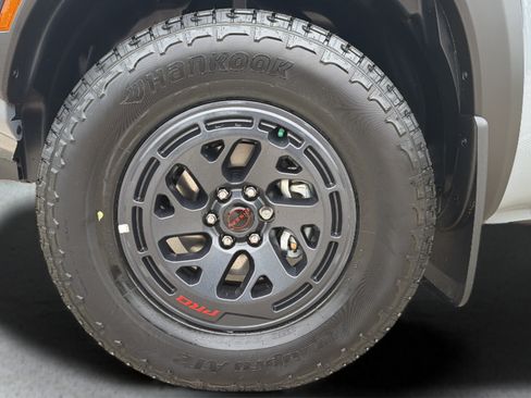 New 2026 Nissan Frontier PRO-4X AWD/4WD image 25