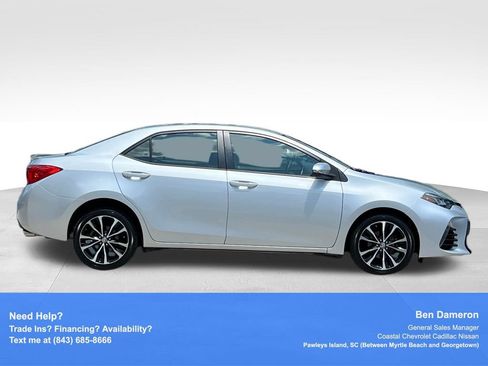 Used 2017 Toyota Corolla SE w/ Carpet Mat Package (TMS) FWD image 4