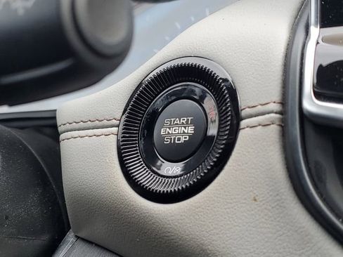 Used 2023 Jeep Compass Limited AWD/4WD image 13