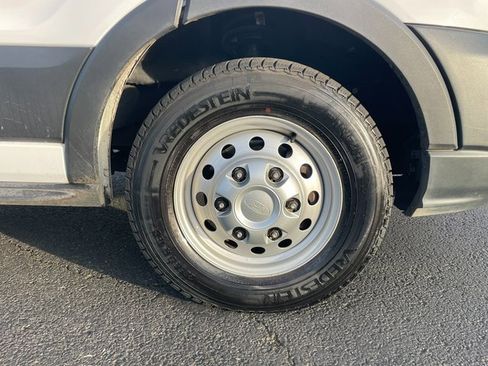 Used 2024 Ford Transit 250 148 Medium Roof Extended AWD w/ Load Area Protection Package image 10