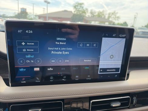 Used 2023 Lincoln Nautilus Reserve w/ Equipment Group 202A AWD/4WD image 18