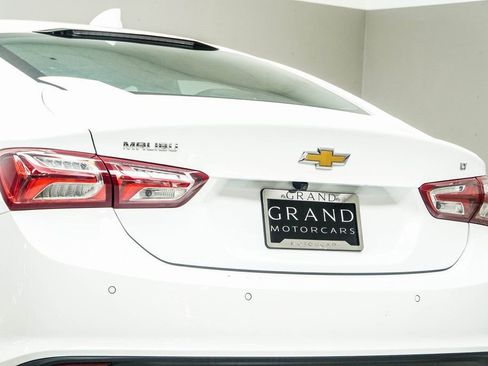 Used 2024 Chevrolet Malibu LT FWD image 13