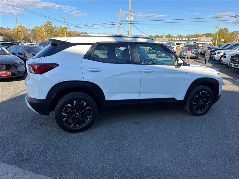 Used 2021 Chevrolet TrailBlazer LT AWD/4WD image 9