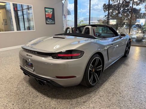 Used 2023 Porsche 718 Boxster GTS RWD image 9